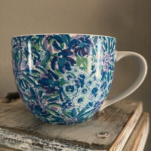 Lilly Pulitzer coffee/tea Cups set of 2 new in box